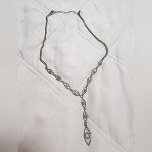 Jewelmint Elegant Silver and Lavender Necklace
